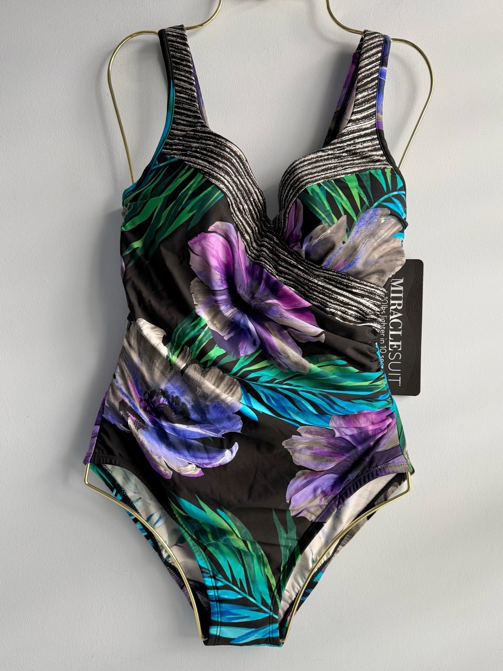 Miraclesuit Swim Women’s Flora Aura Its A Wrap One-Piece Swimsuit Size 8